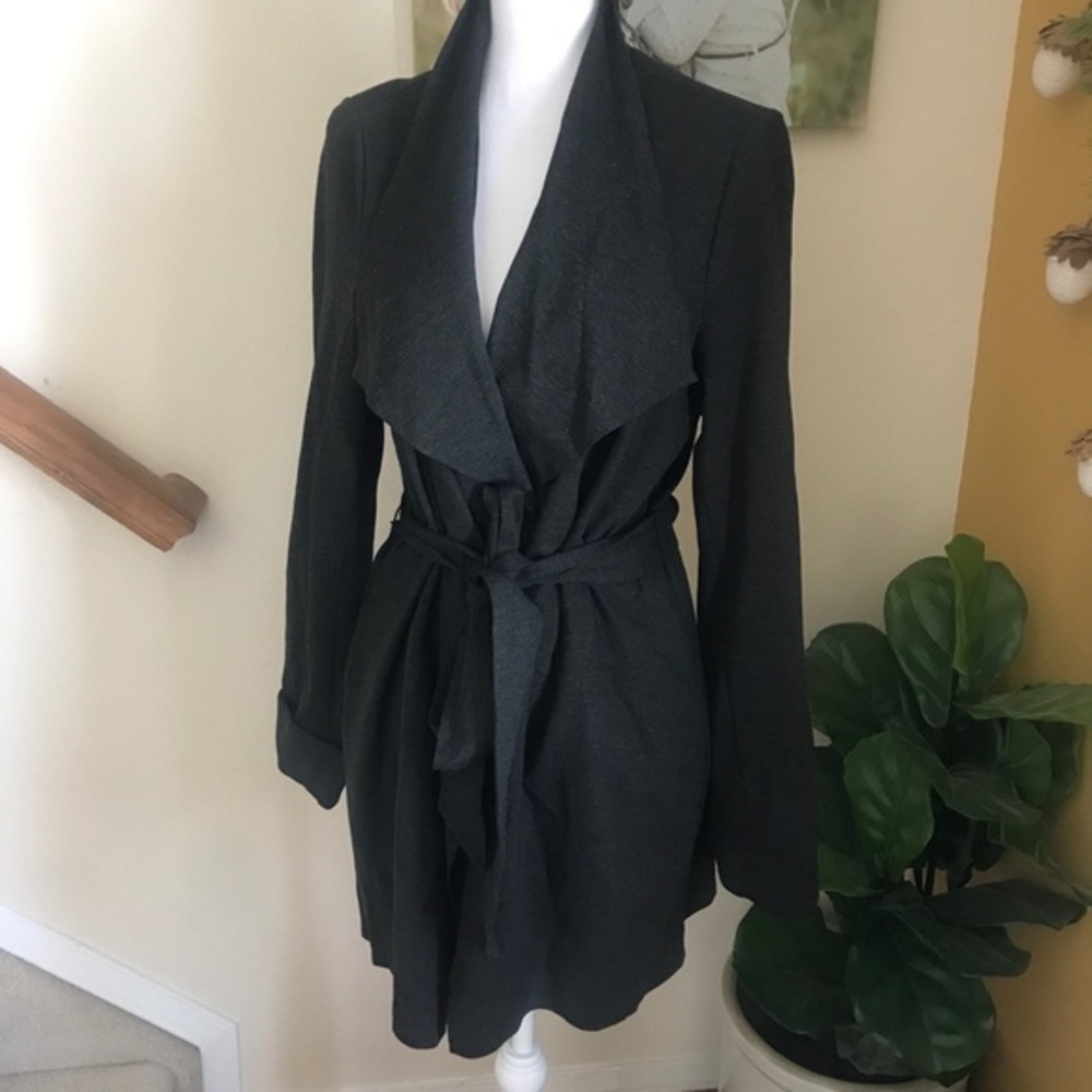 CAbi 956 charcoal gray wrap jacket size Large